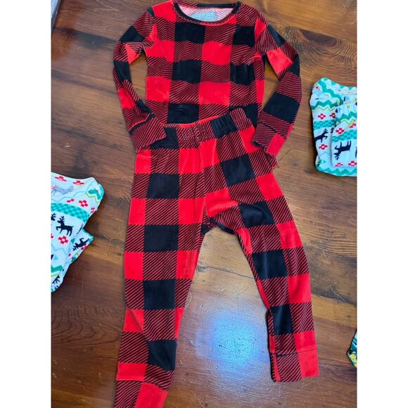 Cat & Jack Snuggly Soft Velour Snug Fit Pajama Sets Lot Of 4 (2T/3T) - Picture 7 of 8